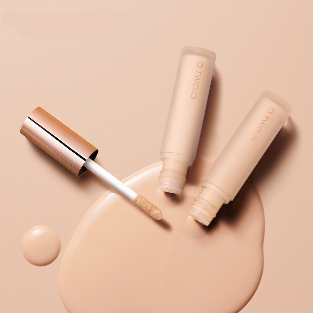 Long-lasting  shading and concealer