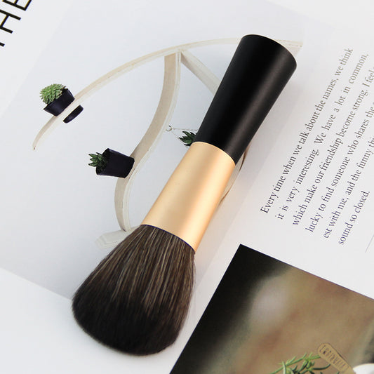 Single Short Handle Makeup Brush