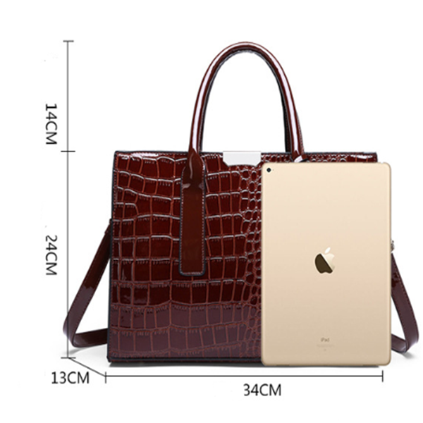 Diagonal cross bag