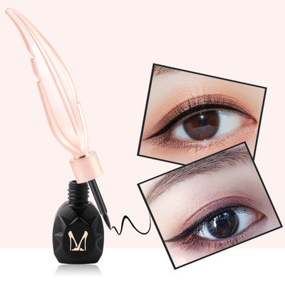 Feather pen eyeliner