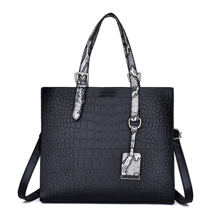 Diagonal cross bag