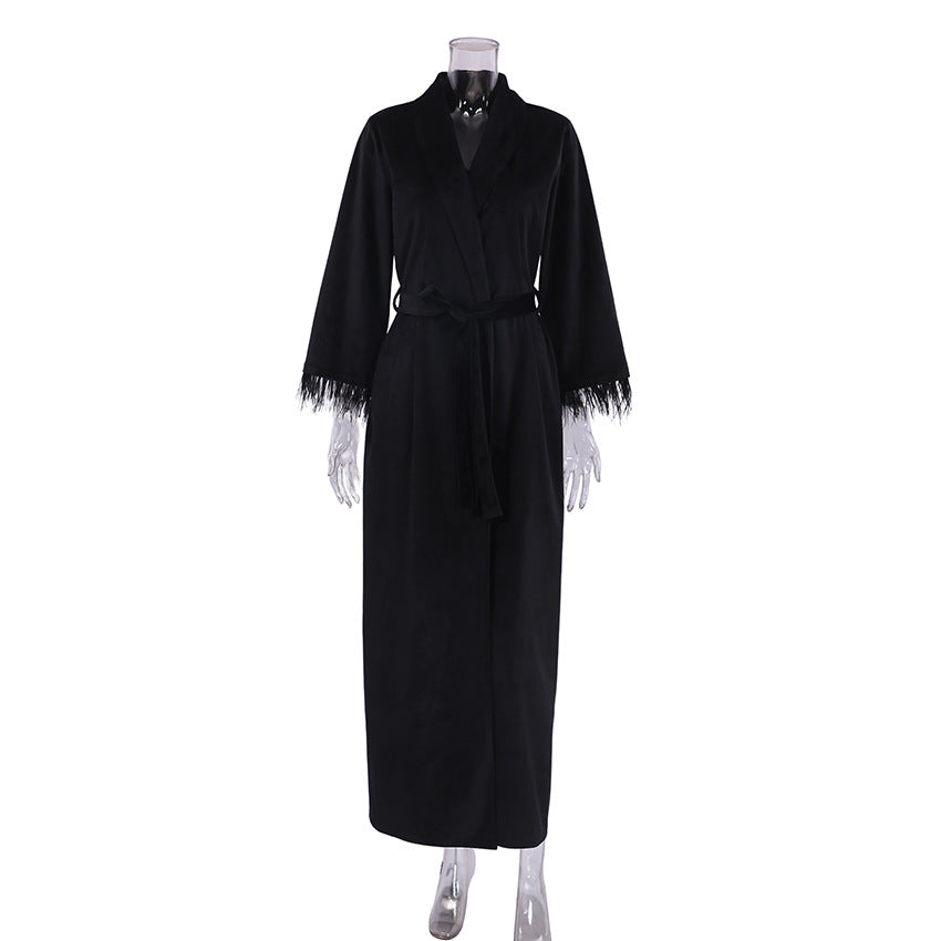 Black Long-sleeved Bathrobe