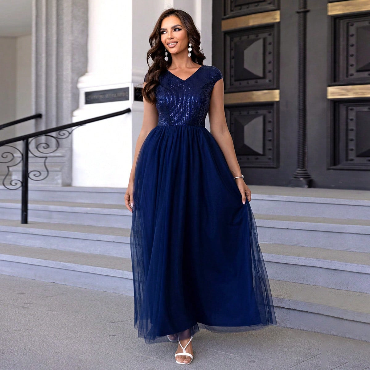 Contrast Color Formal Dress